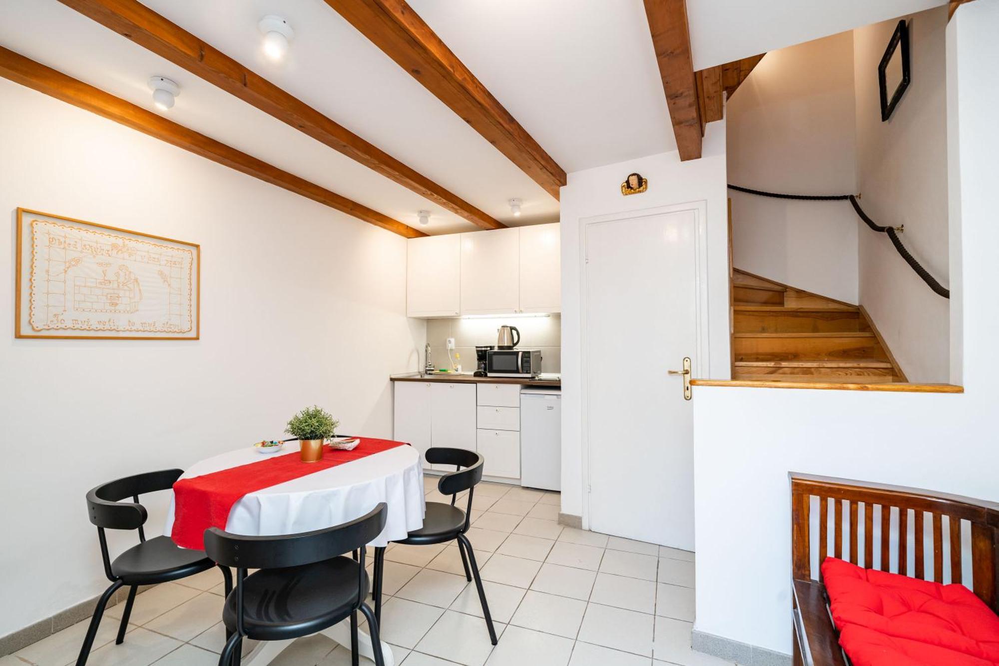 דוברובניק Lovely Holiday House Othello Next To The Buza Beach מראה חיצוני תמונה